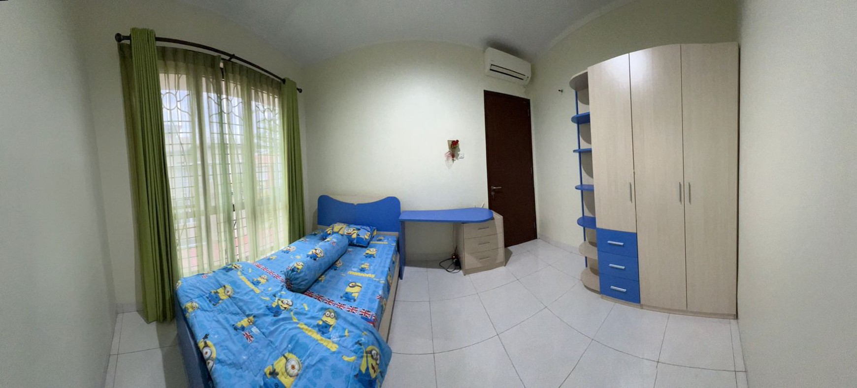 Posisi HOOK Semi Furnished!! Rumah Cantik 2 Lantai Siap Huni dalam Cluster @Bintaro -Sektor 9