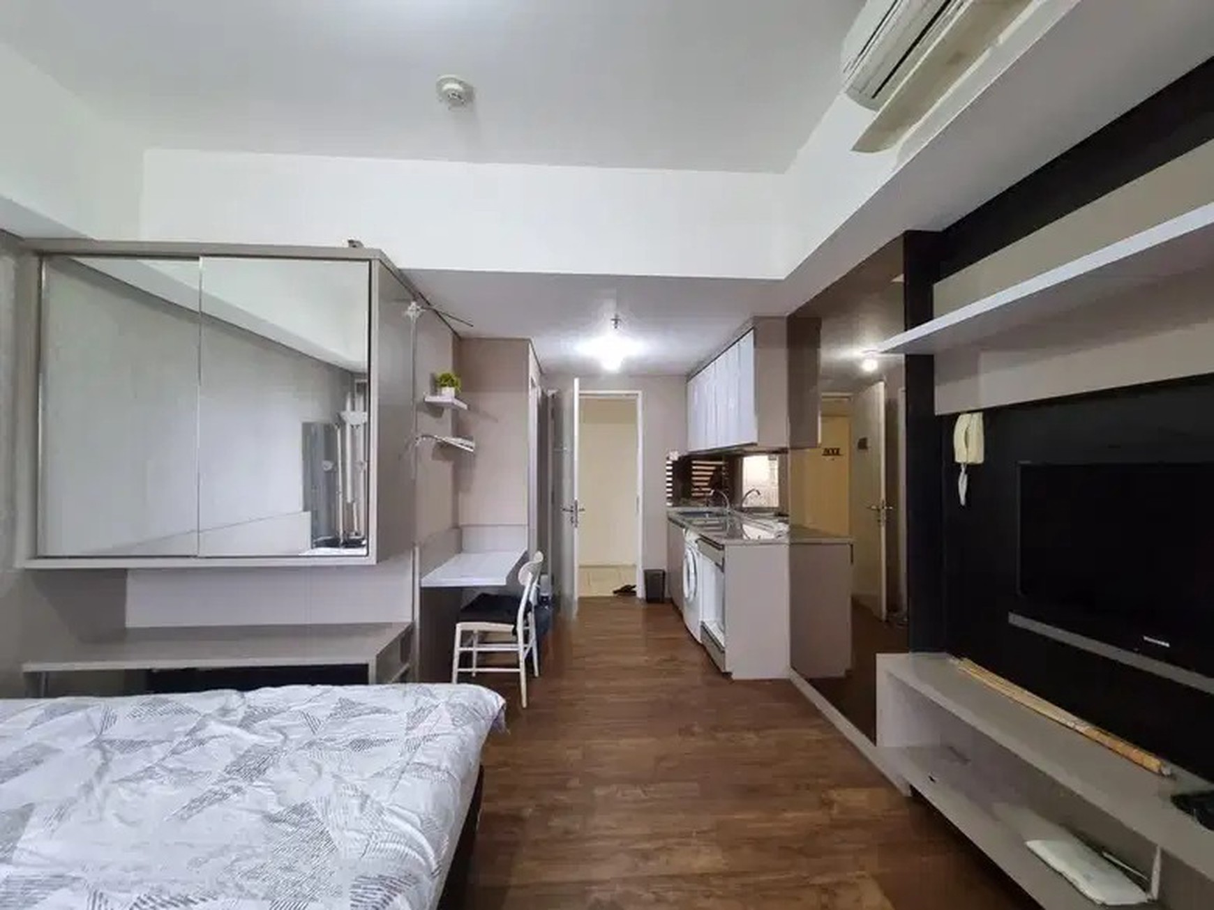 Apartemen Full Furnished Lokasi Strategis di Apartemen Altiz