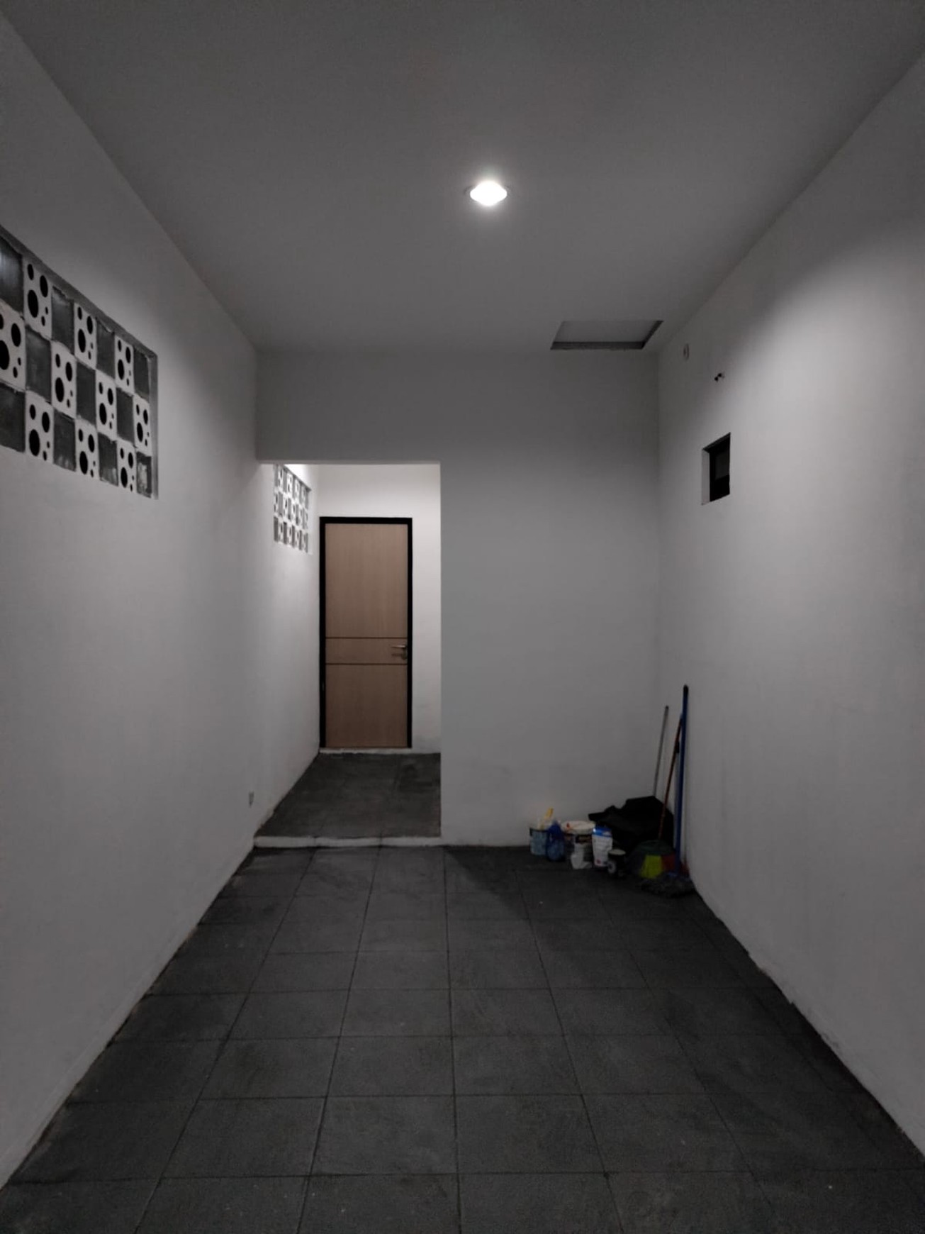 Disewakan Rumah Luas Lokasi Strategis Cocok Untuk Usaha @Buah Batu, Bandung
