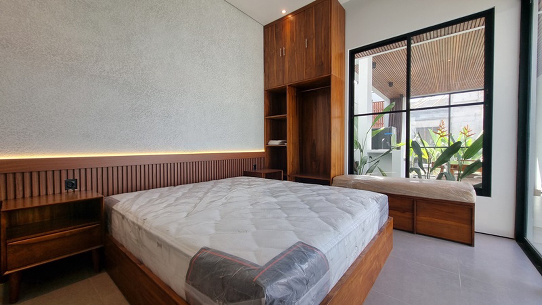 New Stylish 2-Bedroom Villa for Lease in the Heart of Seminyak