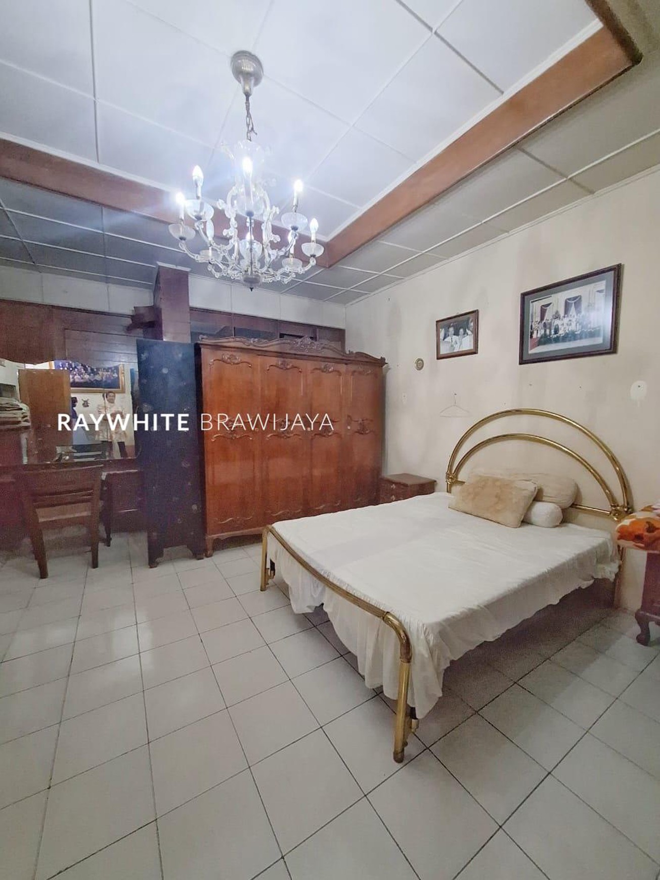 Rumah Bangunan 2 Lantai Lingkungan Tenang Area Sukajadi Bandung