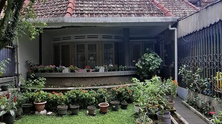 Rumah Lama Sayap Riau Cocok untuk Cafe & Kos Kosan