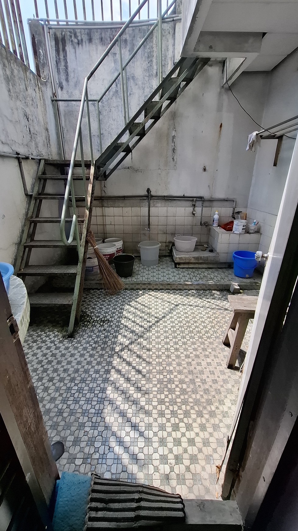 Rumah Lama Sayap Riau Cocok untuk Cafe & Kos Kosan