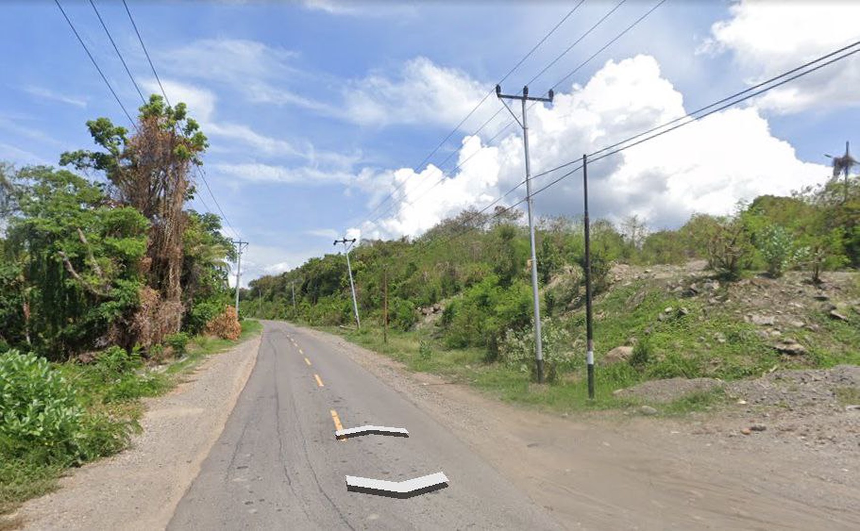 Dijual Tanah Murah Ex Pabrik Jl. Nasional Maumere - Larantuka, NTT Dekat Santai Divers Maumere