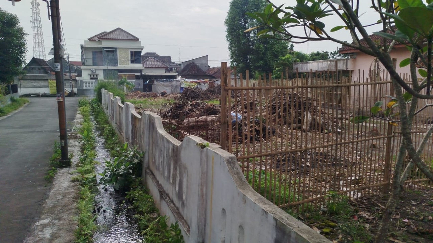 Tanah Hook 580 Meter Persegi Diarea Kampus UNISA, Nogotirto, Gamping, Sleman