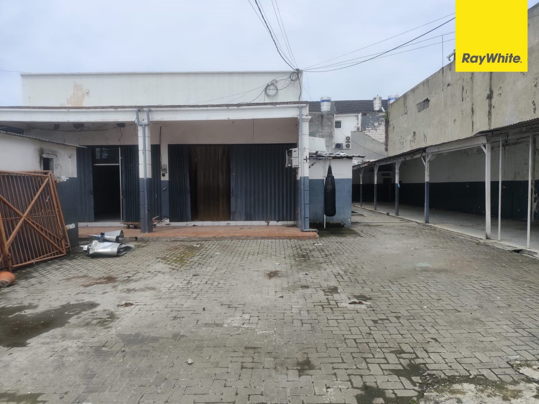 Dijual Rumah SHM di Kutisari Selatan Surabaya