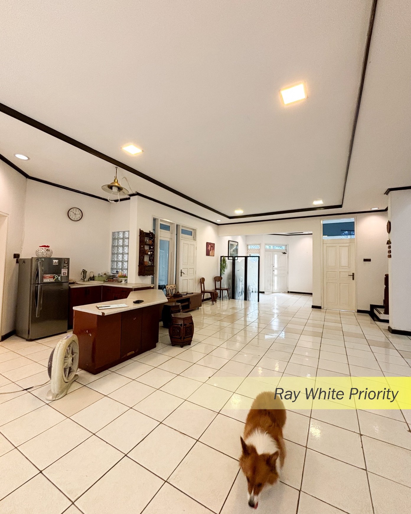 RUMAH MEWAH DI KAWASAN ELITE PONDOK INDAH, JAKARTA SELATAN.