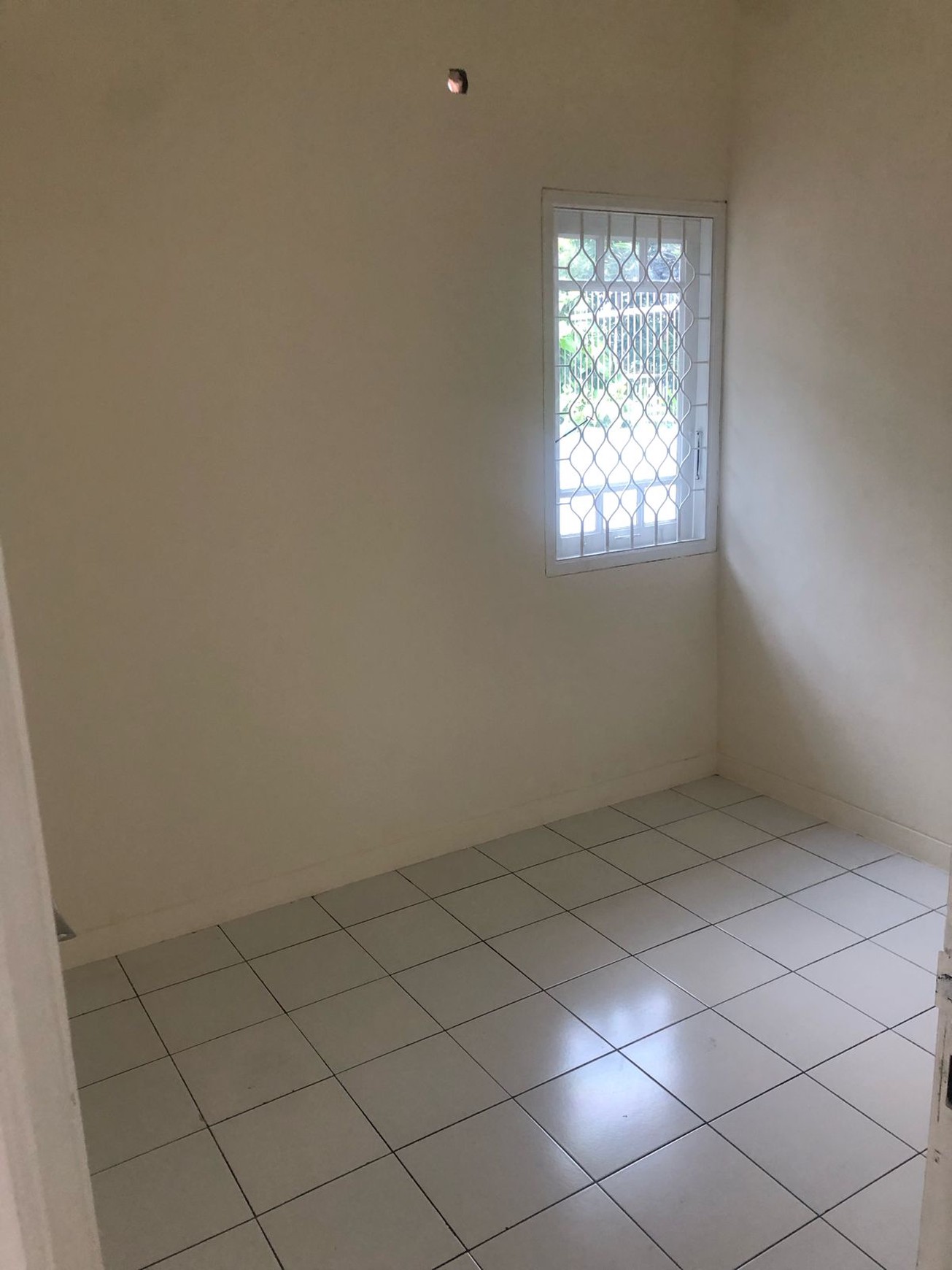 Rumah Renovasi di Nusa Loka BSD