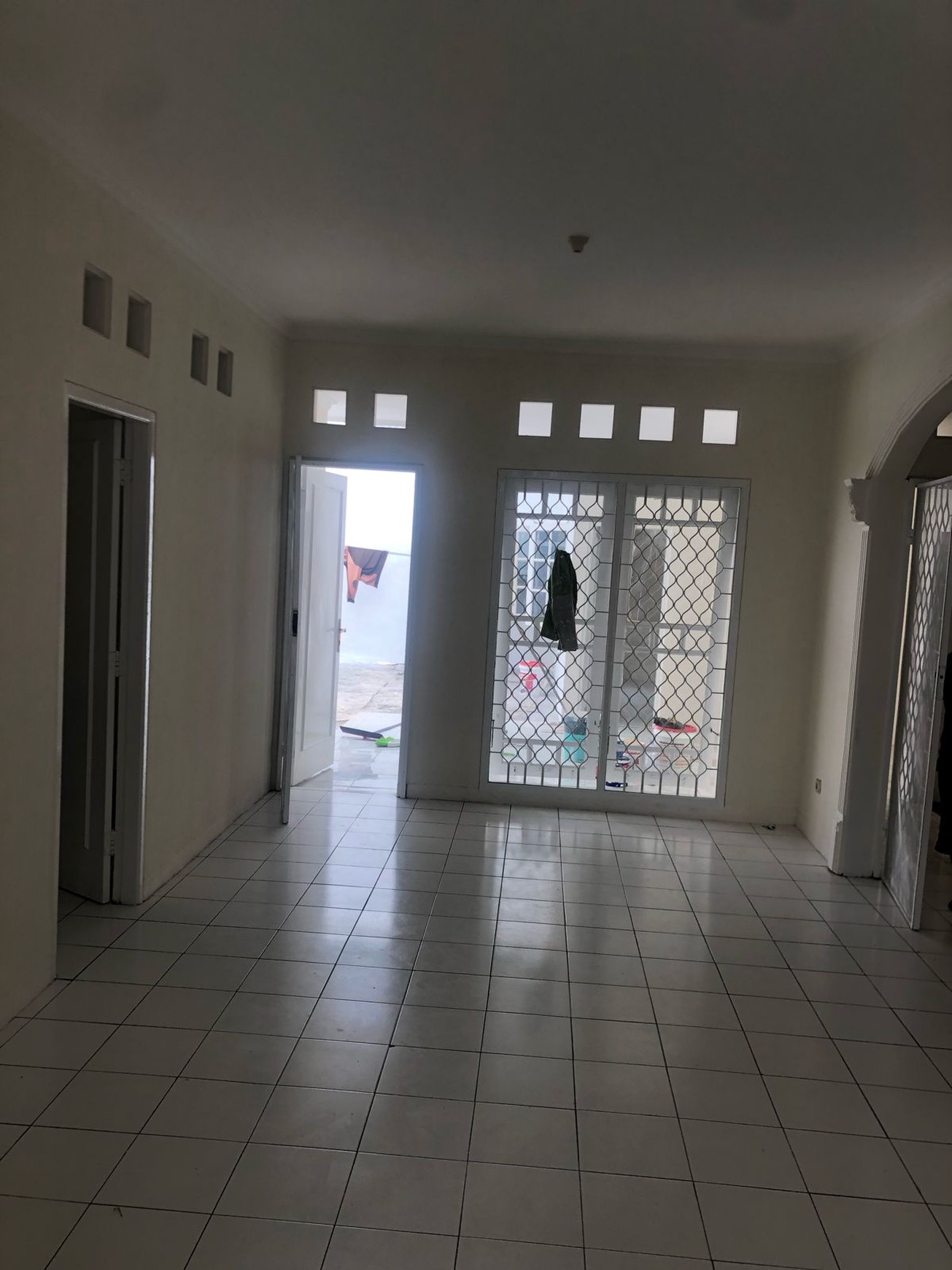 Rumah Renovasi di Nusa Loka BSD