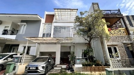 Di Jual Rumah 2 lantai Di perumahan grand matoa dengan desain modern yang memukau 