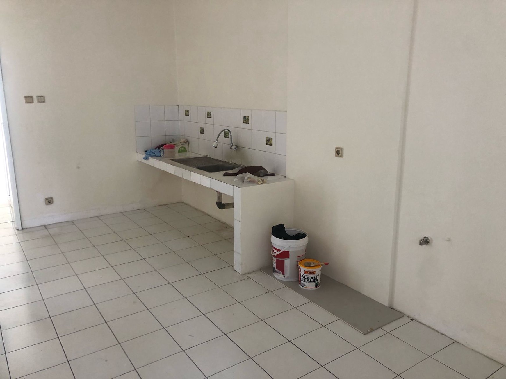 Rumah Renovasi di Nusa Loka BSD