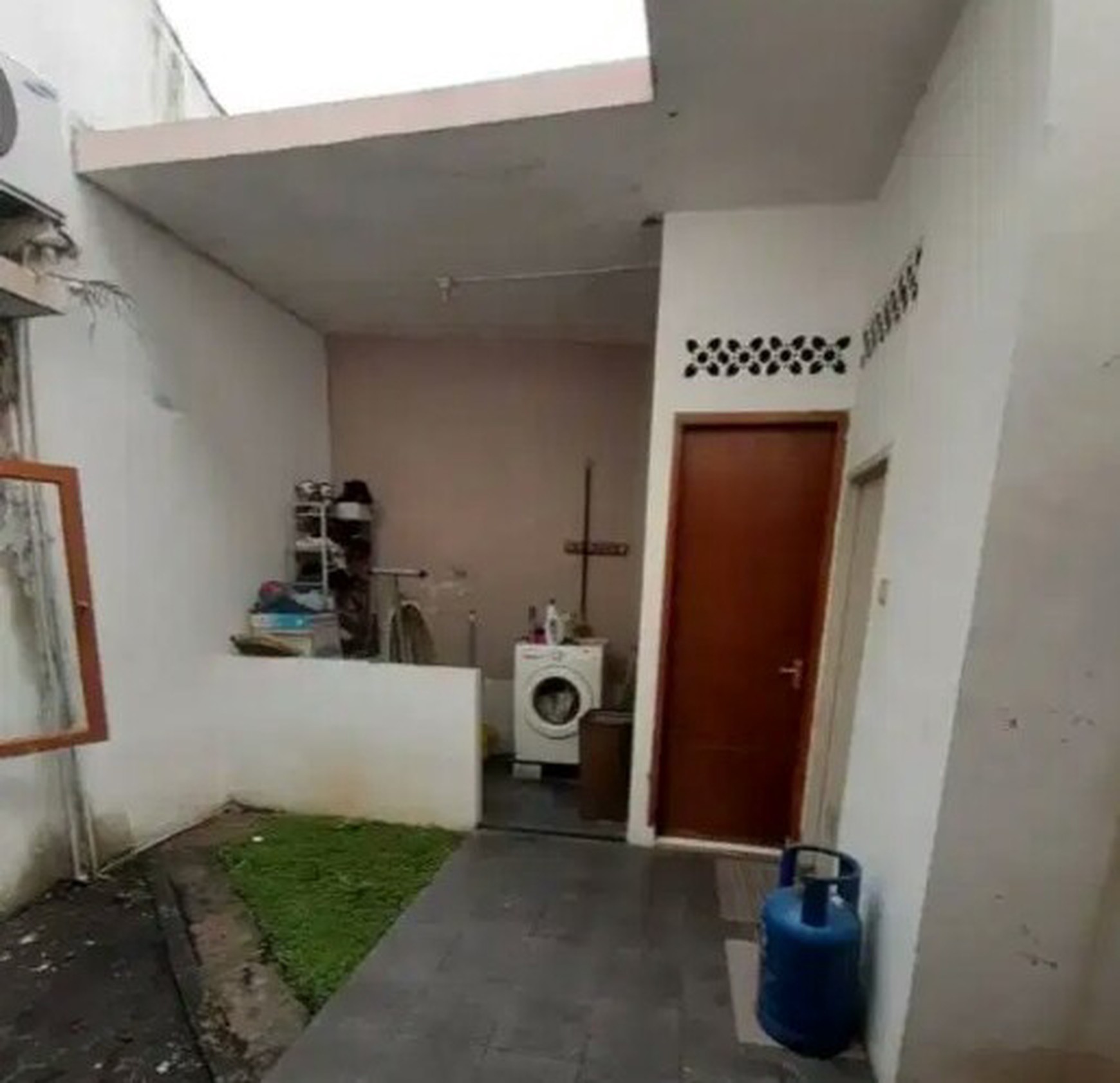 DIJUAL CEPAT RUMAH SIAP HUNI DI DALAM KOMPLEK DEKAT KAMPUS UPN LIMO