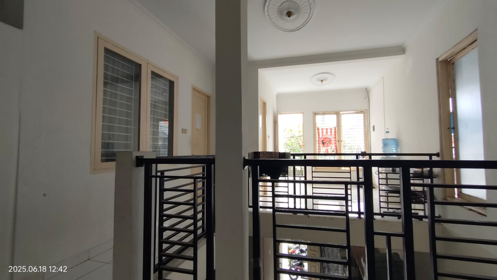 Rumah 2 1/2 Lantai di Duren Sawit Jaktim