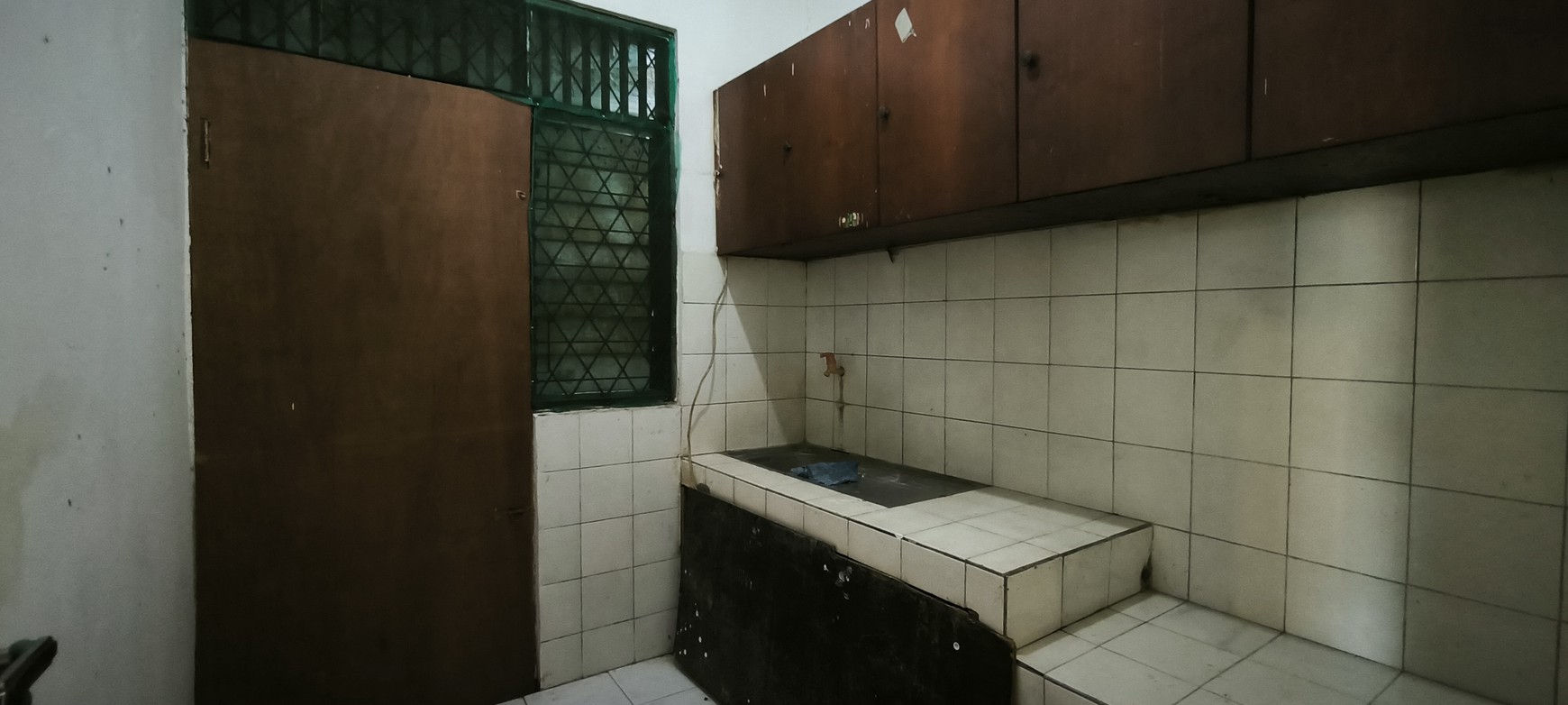 Rumah Hitung Tanah Bonus Kontrakan 13 Pintu Lokasi Strategis di Karet Kuningan