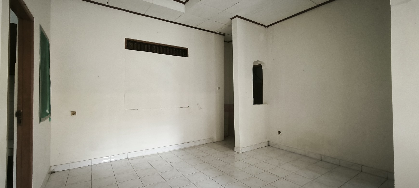 Rumah Hitung Tanah Bonus Kontrakan 13 Pintu Lokasi Strategis di Karet Kuningan