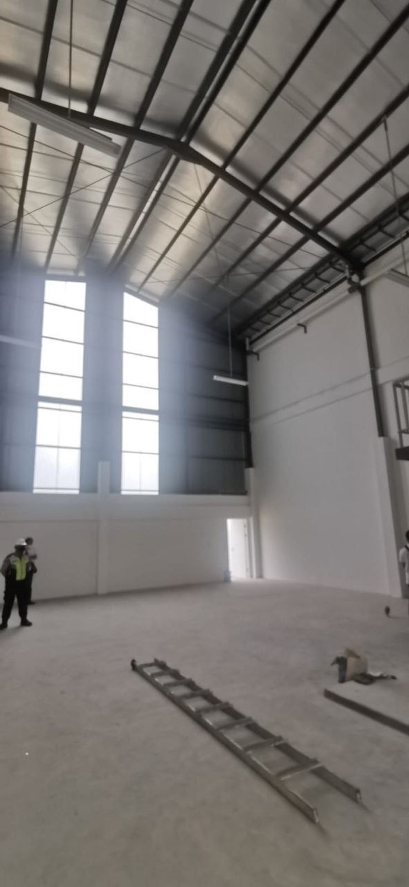 Disewakan Gudang di AKR GEM City, Manyar Gresik 