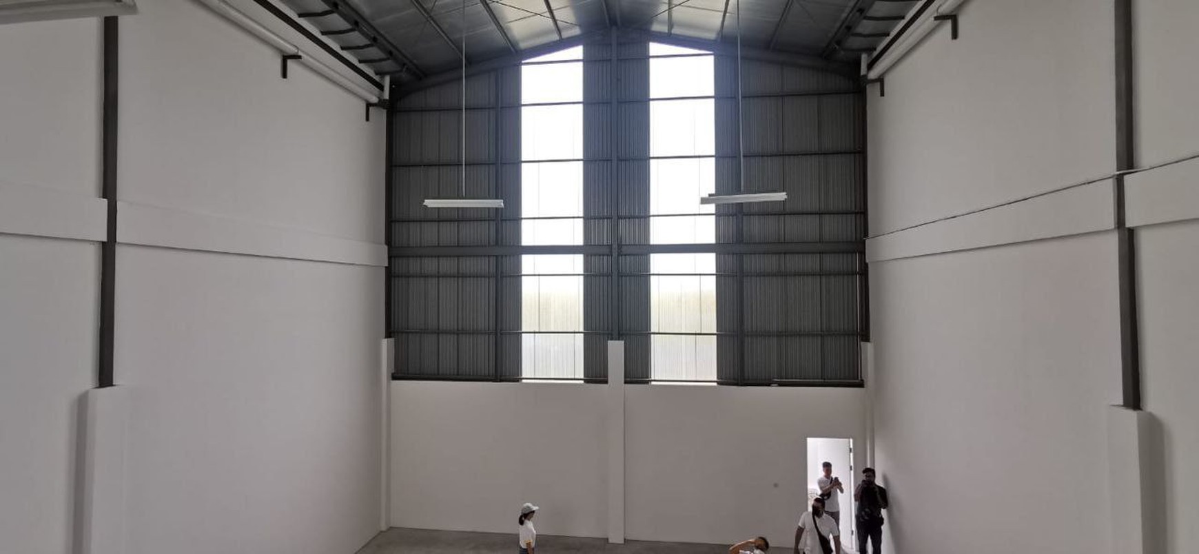 Disewakan Gudang di AKR GEM City, Manyar Gresik 