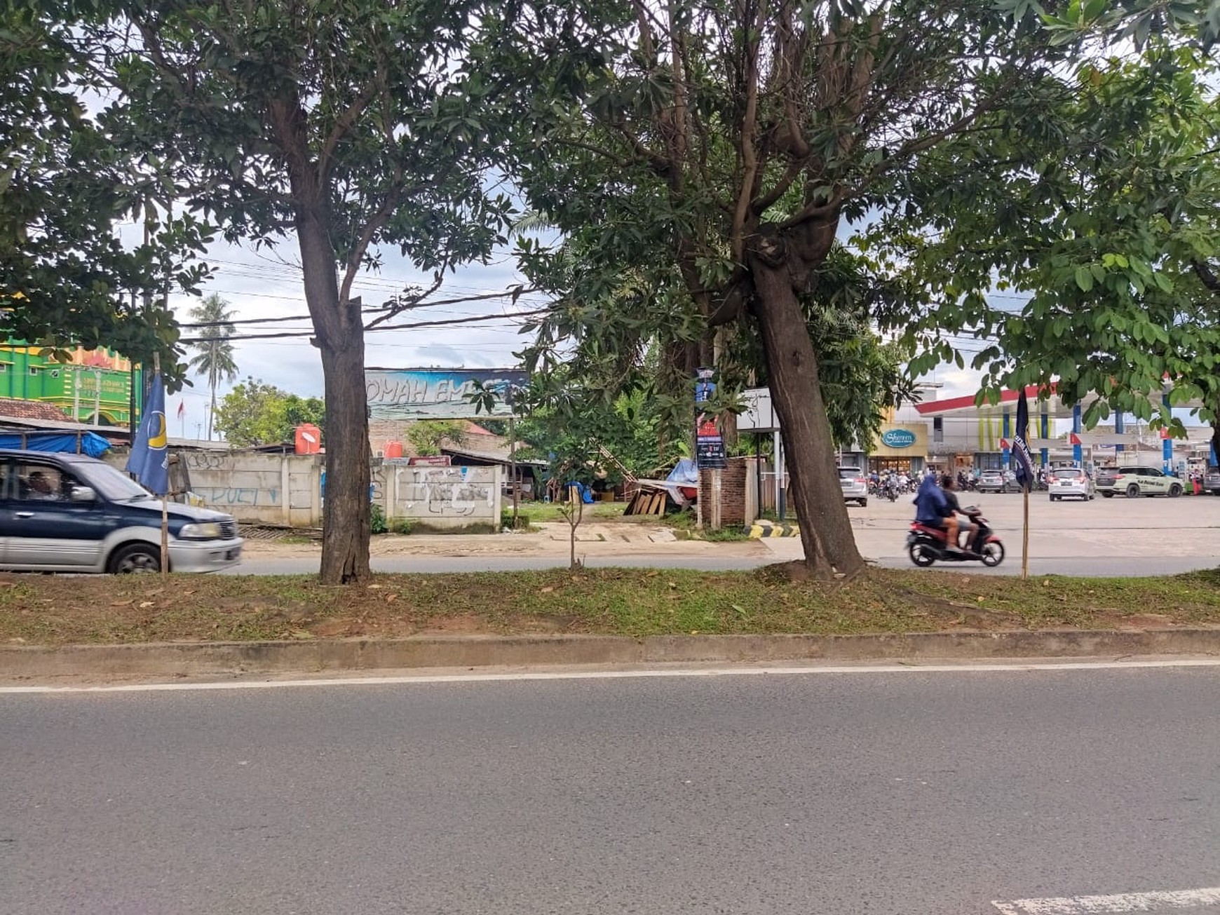 Tanah kosong dijalan Utama Jalur Dua Sultan Agung Way Halim, Bandar Lampung (Lampung)