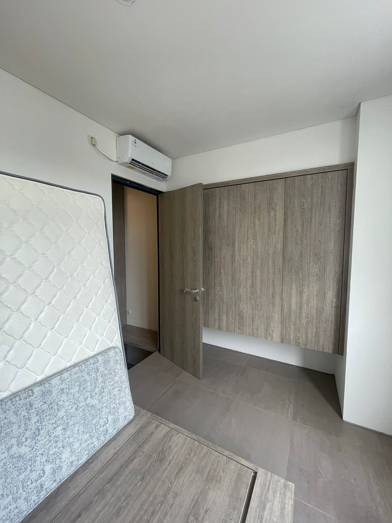 For Rent. Rumah modern Freja House, BSD