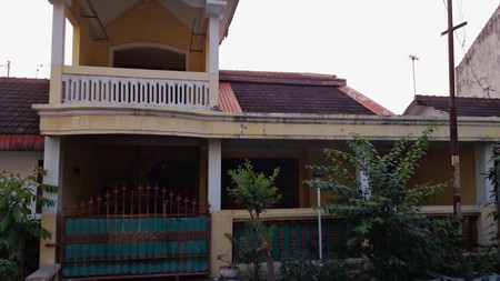Rumah Strategis 2 Lantai di Perumahan Kepanjen, Jombang