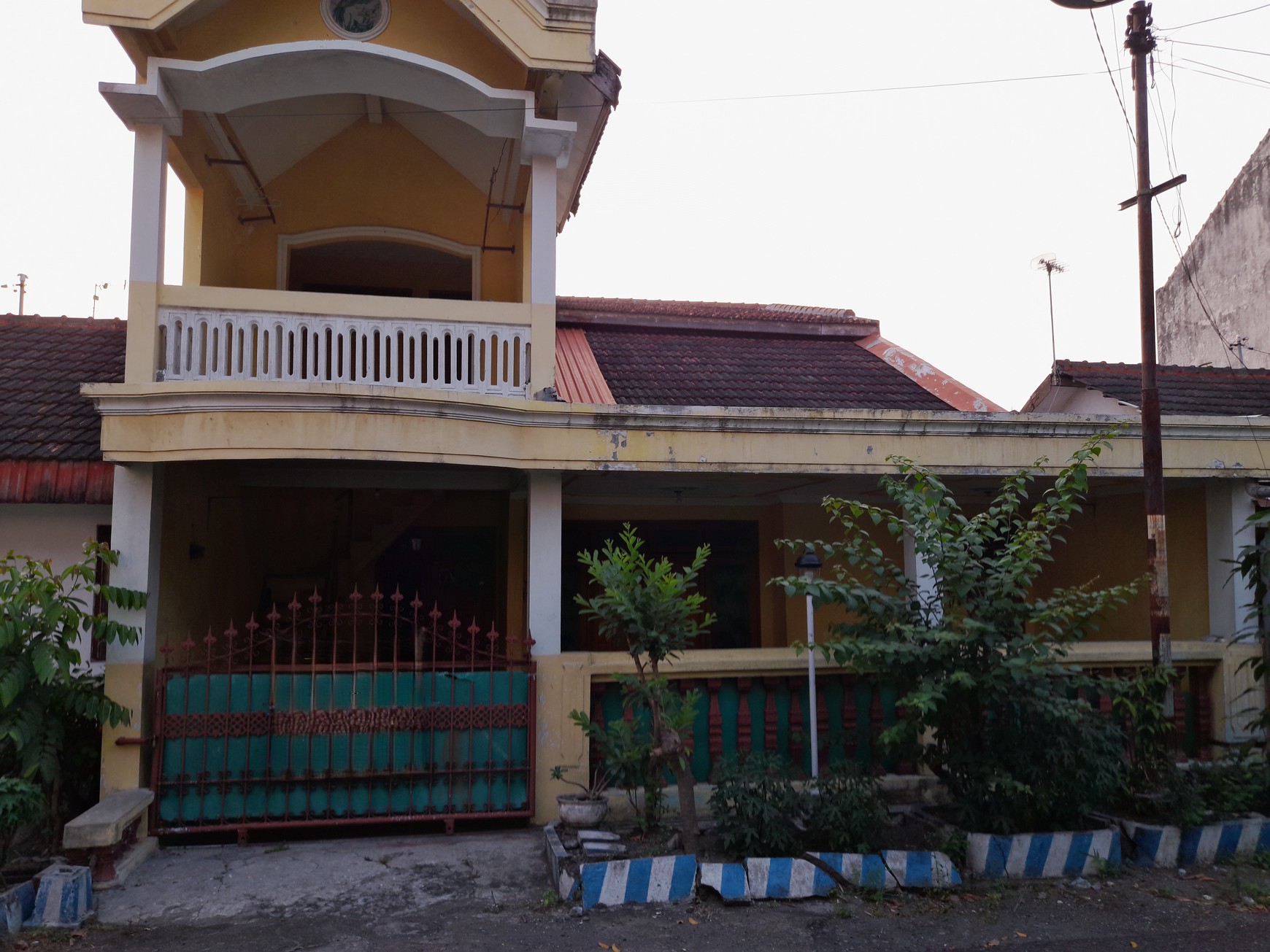 Rumah Strategis 2 Lantai di Perumahan Kepanjen, Jombang
