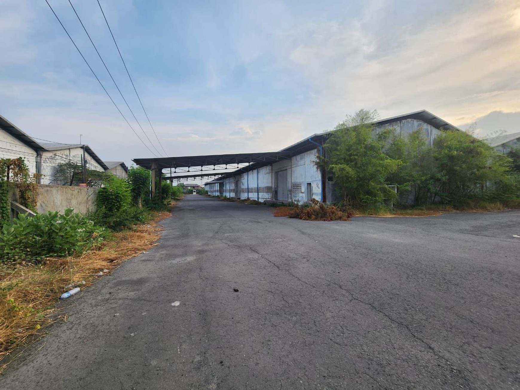 Dijual Gudang Siap Pakai Dekat Dengan Bandara Juanda di Jabon, Sidoarjo