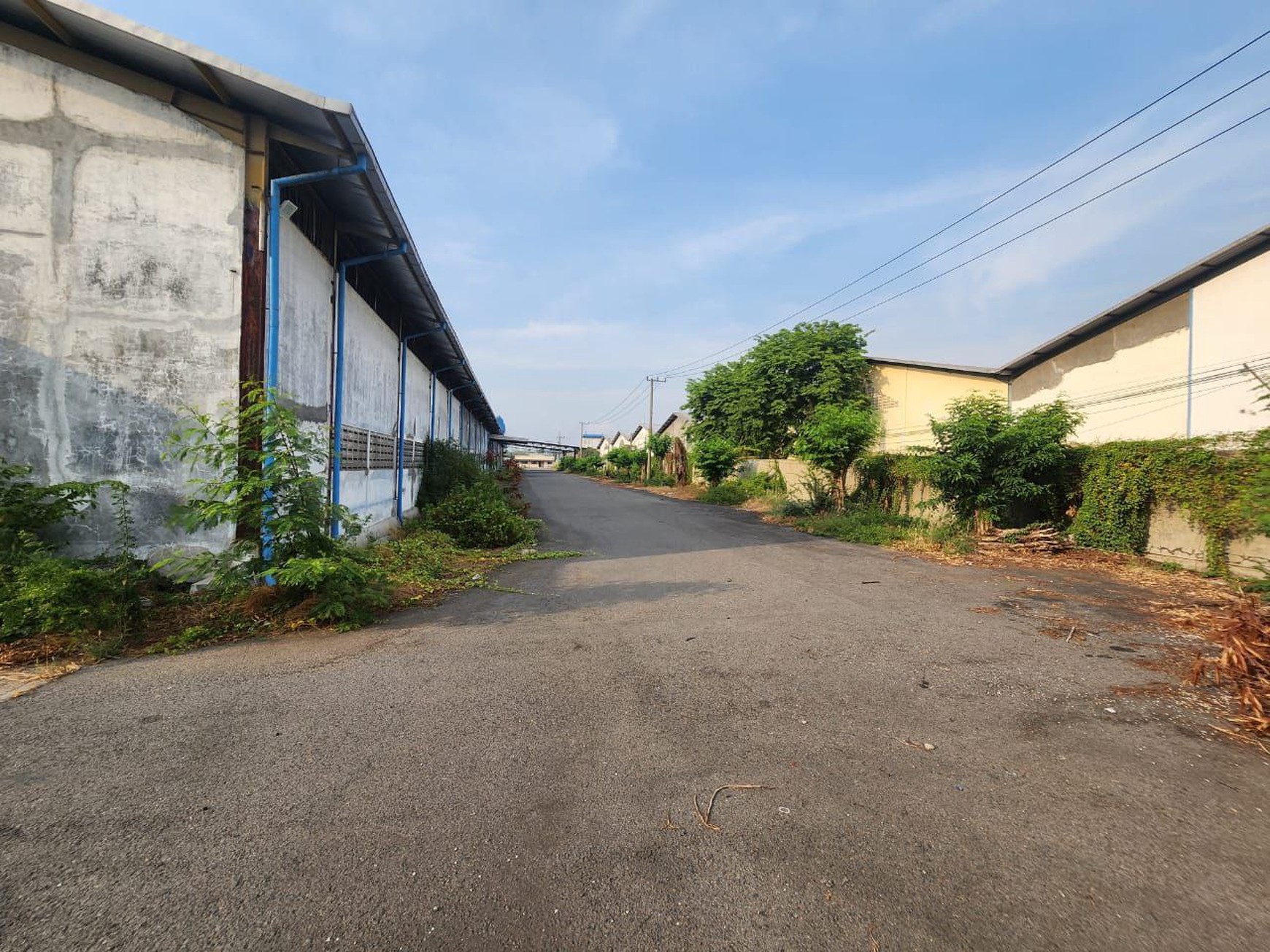 Dijual Gudang Siap Pakai Dekat Dengan Bandara Juanda di Jabon, Sidoarjo