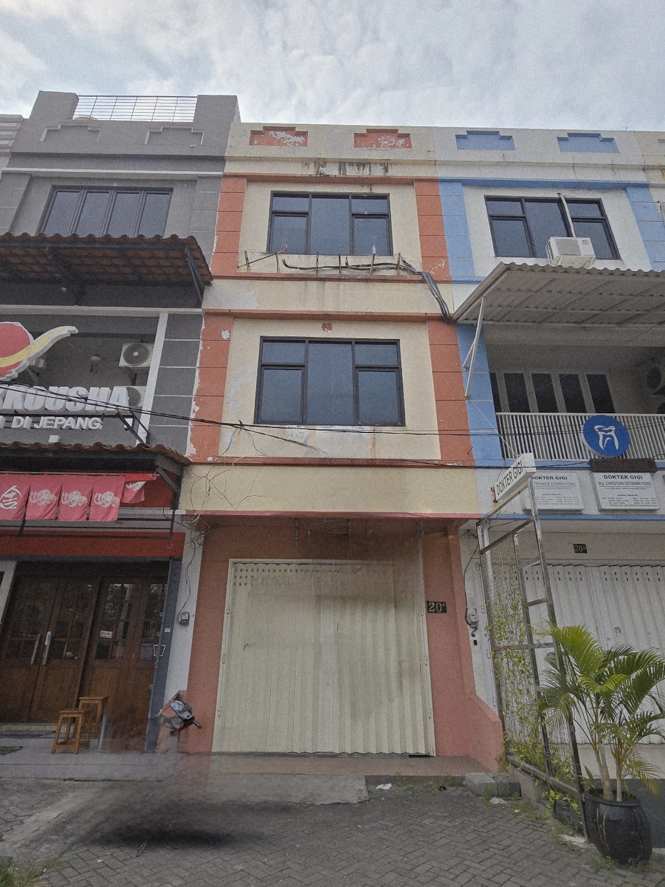 Dijual Ruko Raya Darmo Permai Selatan Surabaya Barat