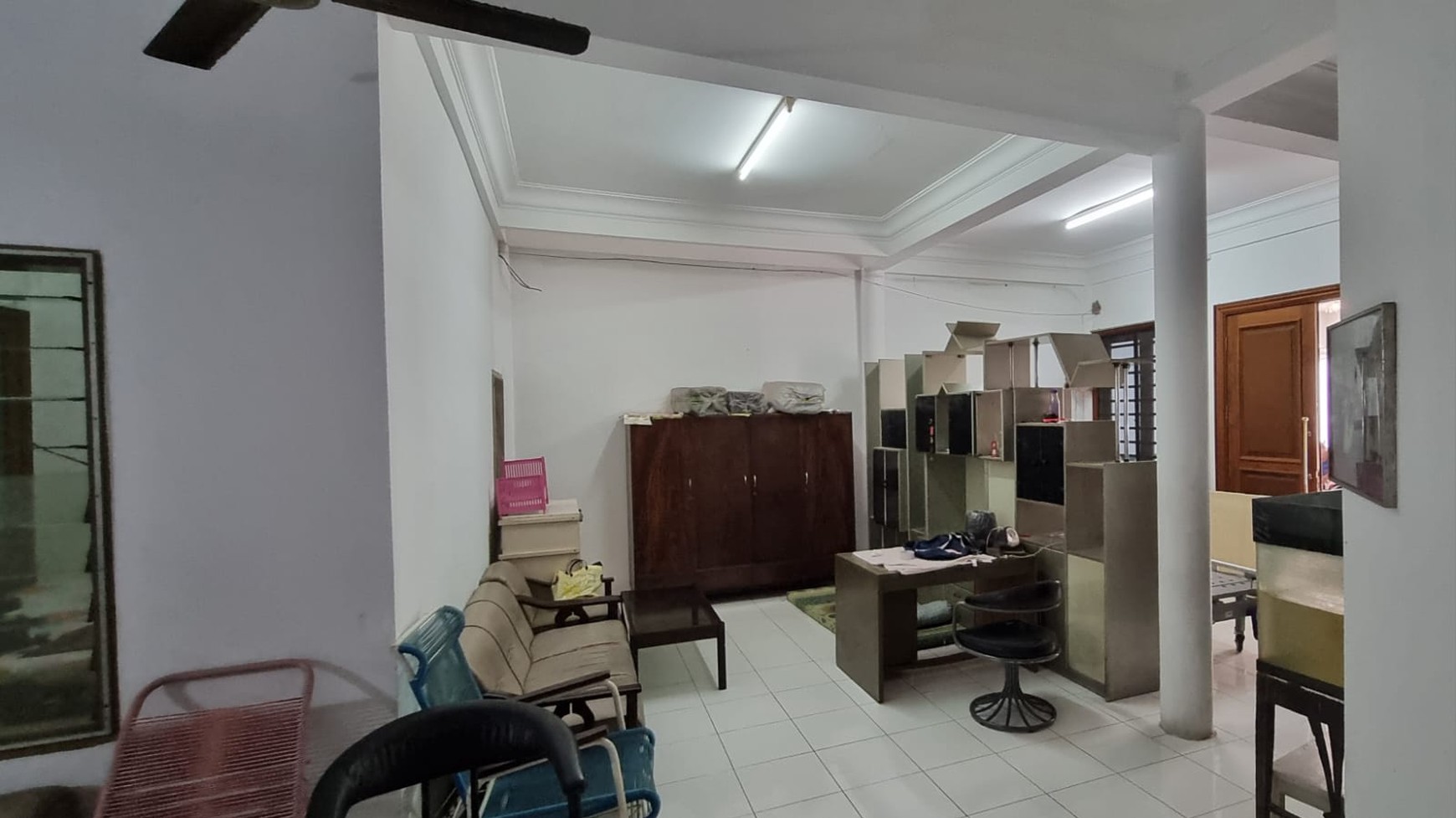 Dijual Rumah Kos Rungkut Mejoyo Utara Surabaya Dekat Ubaya - Full Furnished - Aktif Operasional - Row Jalan Lebar 3 Mobil