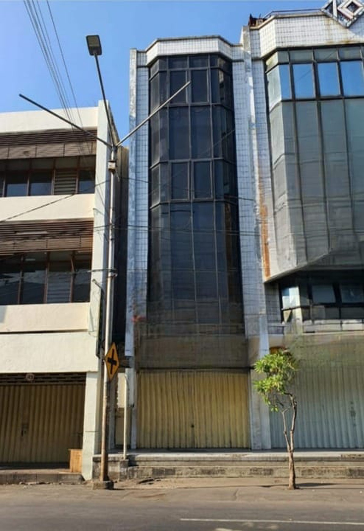 RUKO KOMERSIAL SIAP PAKAI di JL kembang jepun raya, Surabaya pusat