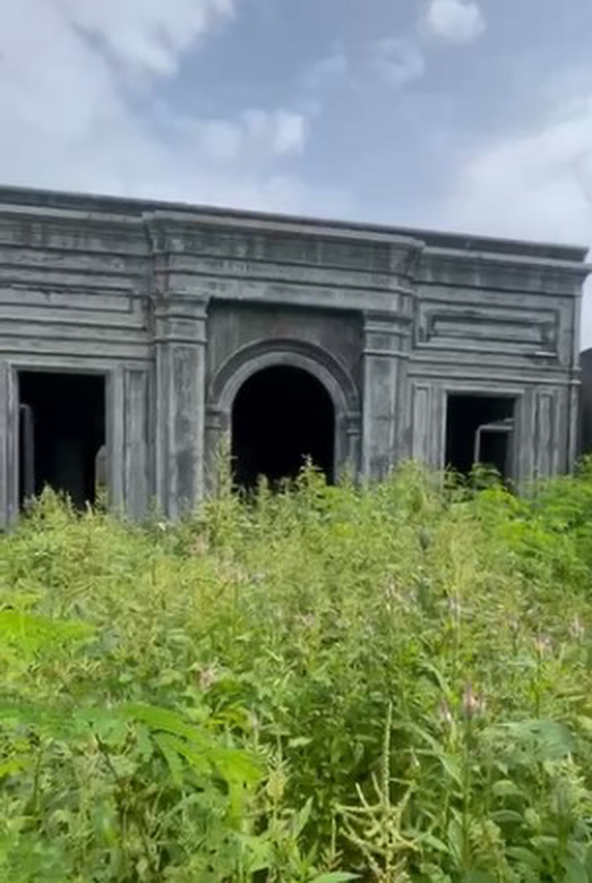 Dijual Rumah dan Tanah di Kemang, Jakarta Selatan