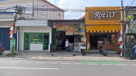 Ruko 3 Lantai di Jalan Saharjo