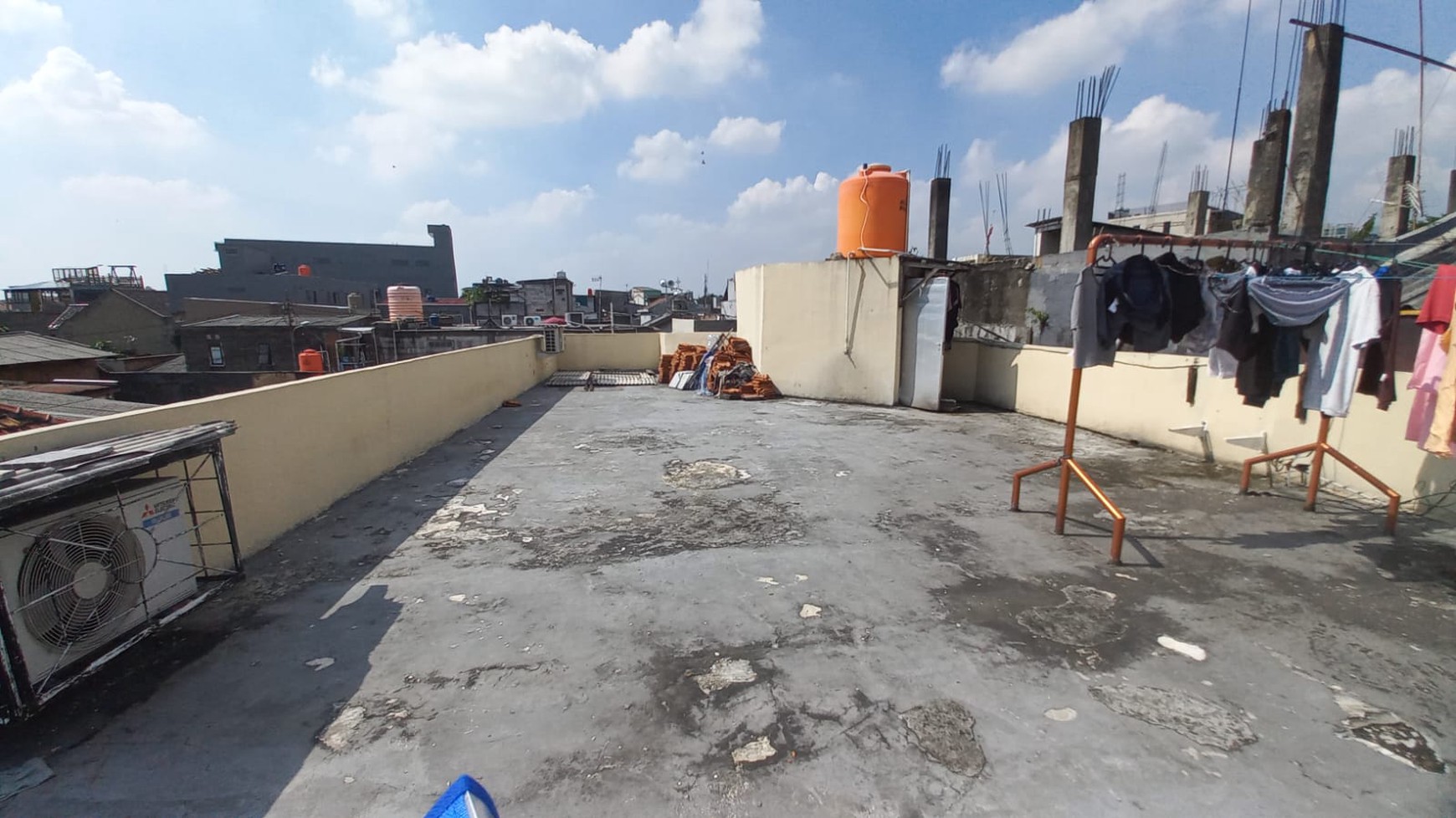 Ruko 3 Lantai di Jalan Saharjo