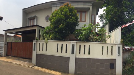 Rumah bagus, cantik, Fully Furnished di Bintaro- Jakarta Selatan