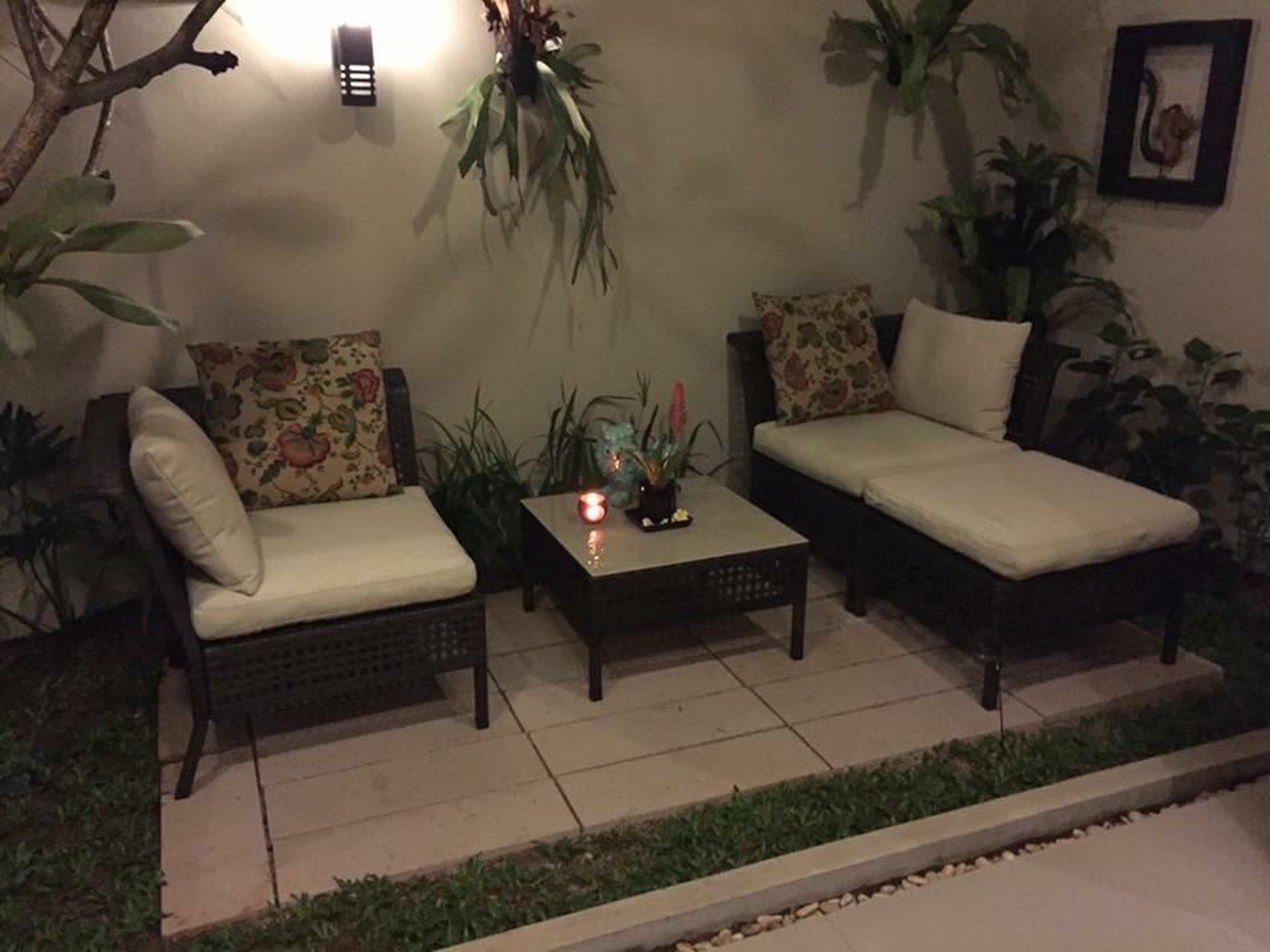 Rumah bagus, cantik, Fully Furnished di Bintaro- Jakarta Selatan