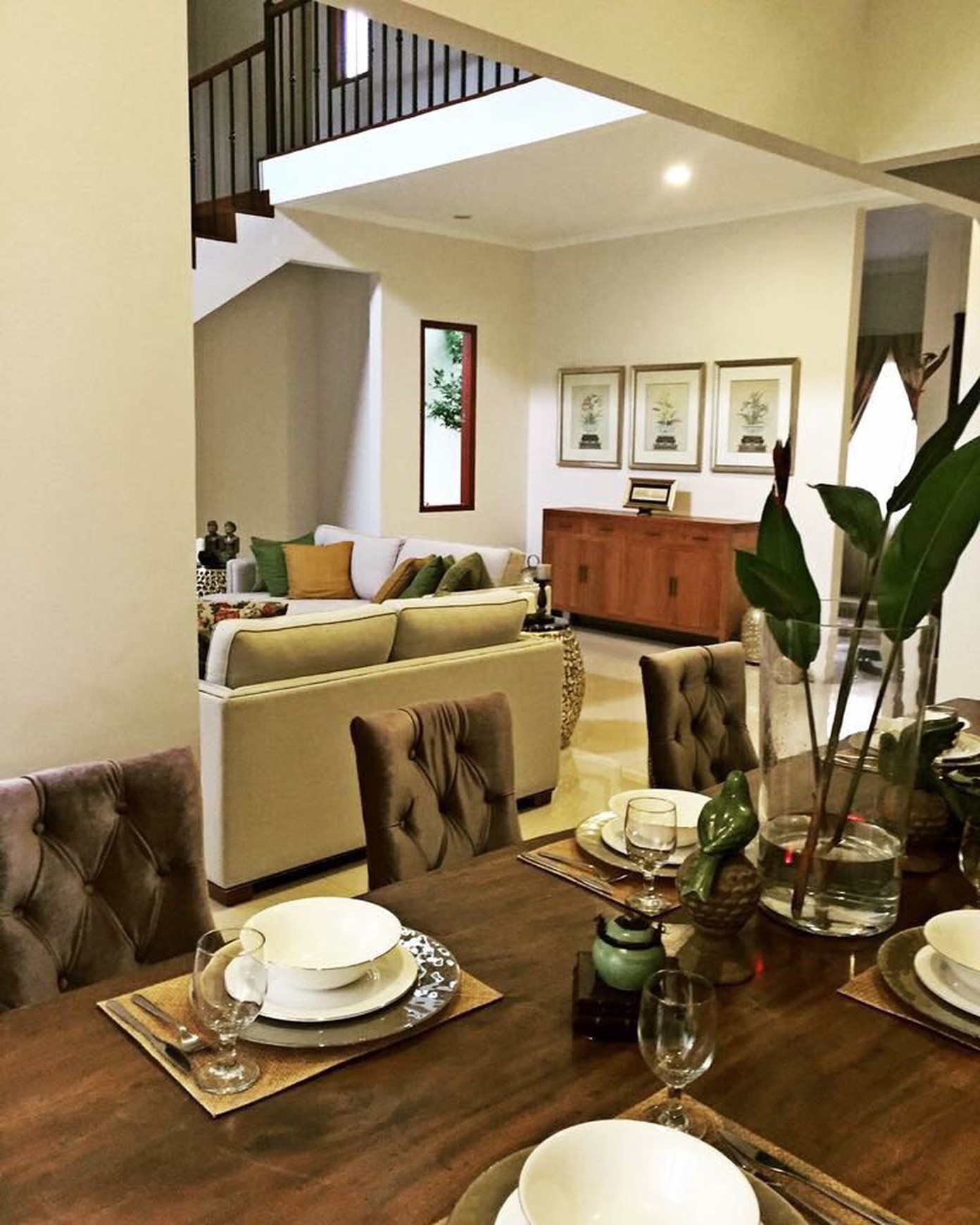 Rumah bagus, cantik, Fully Furnished di Bintaro- Jakarta Selatan