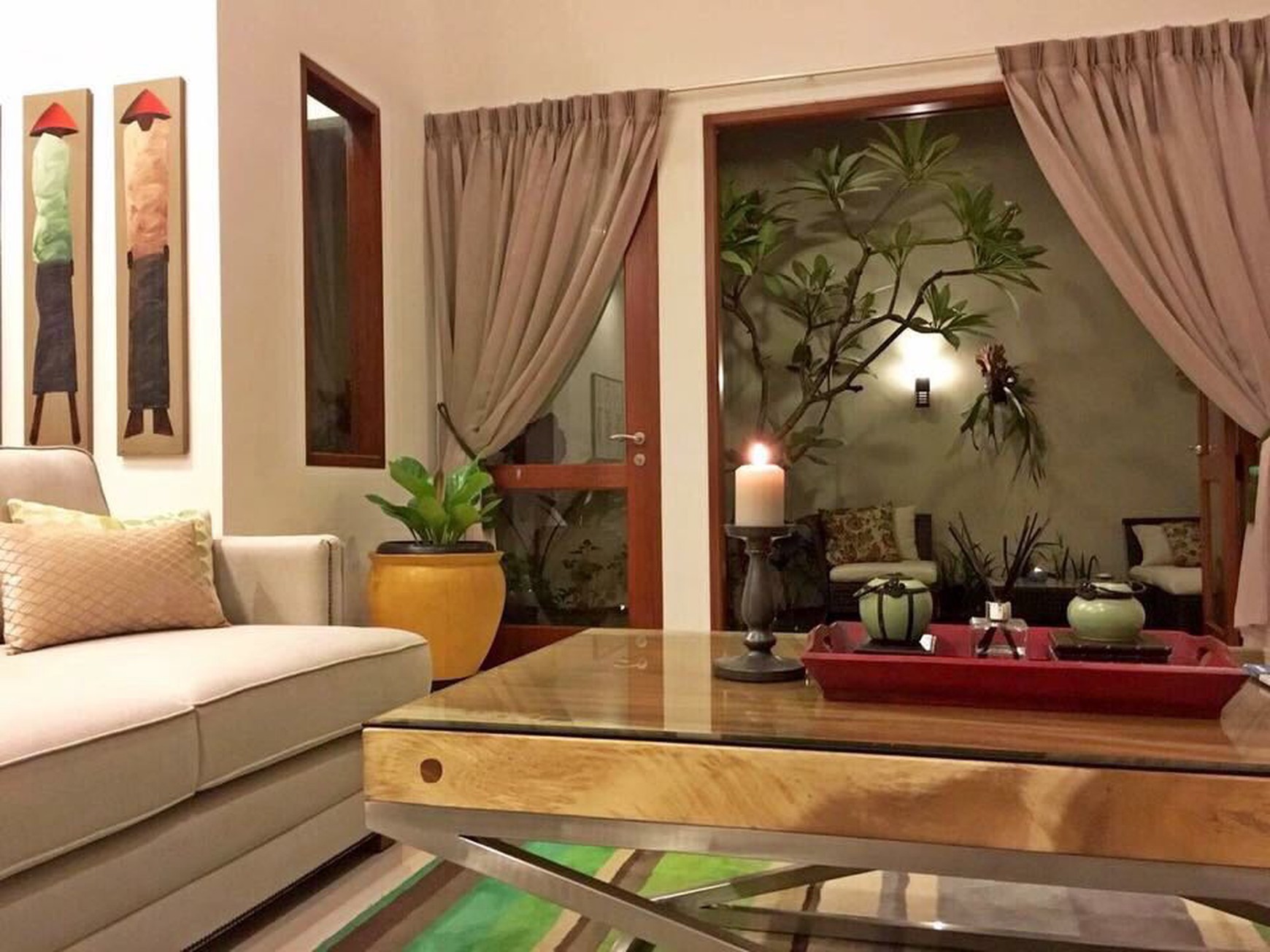 Rumah bagus, cantik, Fully Furnished di Bintaro- Jakarta Selatan