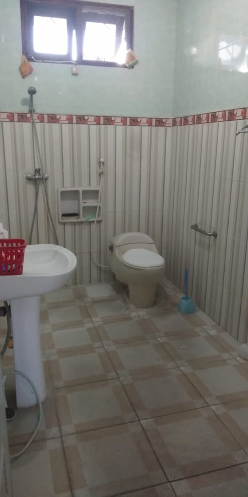 Rumah Tinggal 288 Meter Persegi Lokasi Dekat JEC Banguntapan Bantul