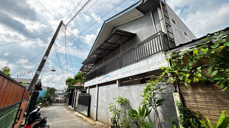 Rumah Besar Lahan 788 m2, Bonus Kos2an 12 Kamar Di Rawalumbu Bekasi, Hanya 5 Menit Dari Jalan Raya Narogong