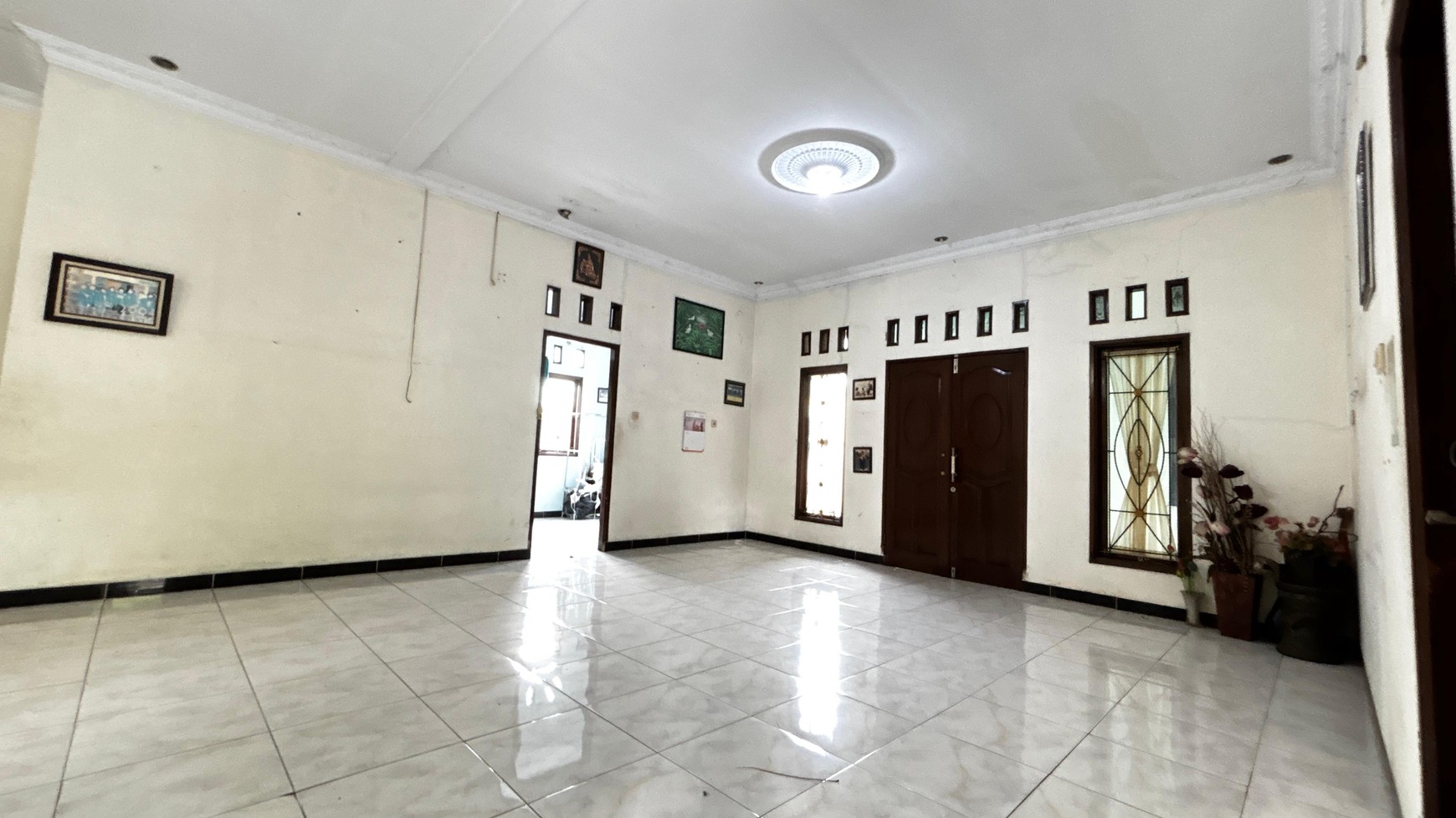 Rumah Besar Lahan 788 m2, Bonus Kos2an 12 Kamar Di Rawalumbu Bekasi, Hanya 5 Menit Dari Jalan Raya Narogong