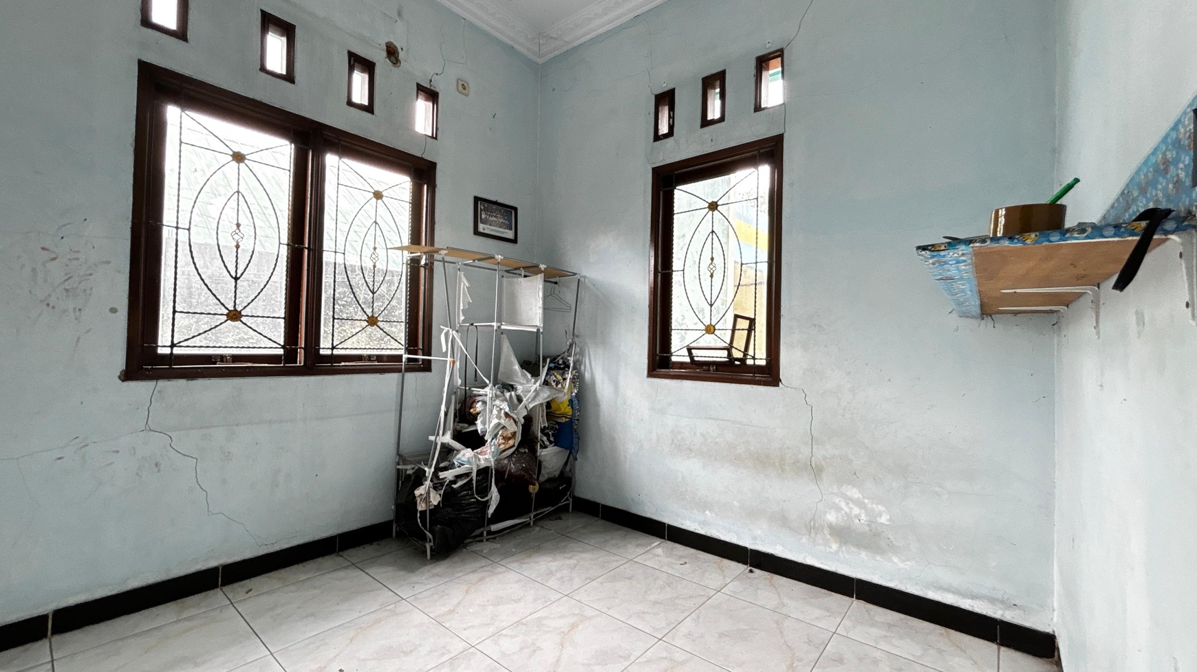 Rumah Besar Lahan 788 m2, Bonus Kos2an 12 Kamar Di Rawalumbu Bekasi, Hanya 5 Menit Dari Jalan Raya Narogong