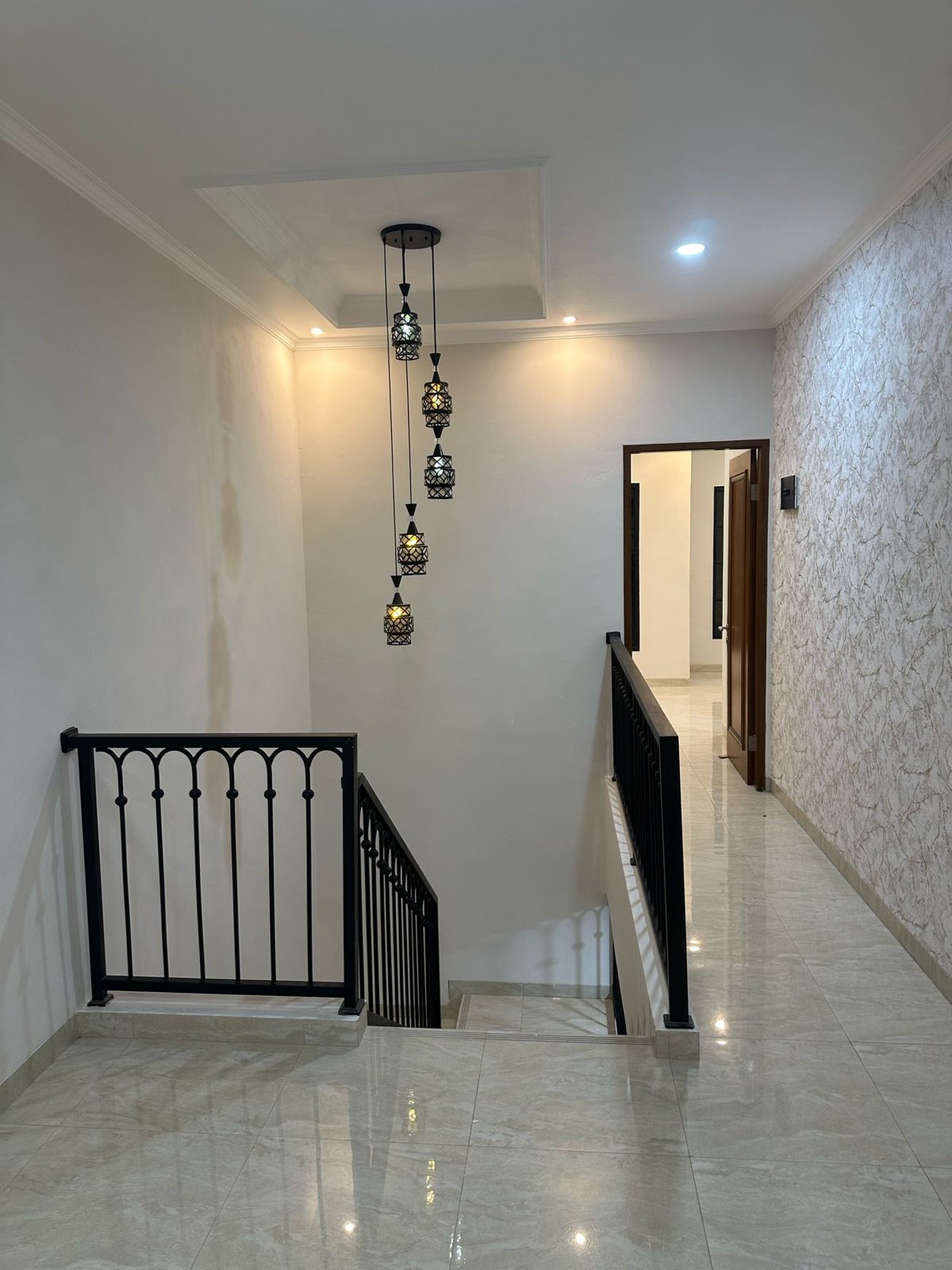 Rumah Klasik Siap Huni Di Kreo Larangan.