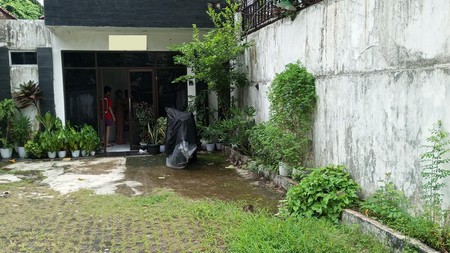 Dijual Rumah Hitung Tanah di Menteng, Jakarta Pusat