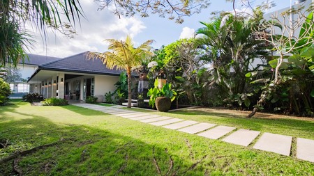 Villa Cantik Luas Termurah deket Canggu, Suasana Asri & Nyaman di Munggu, Bali