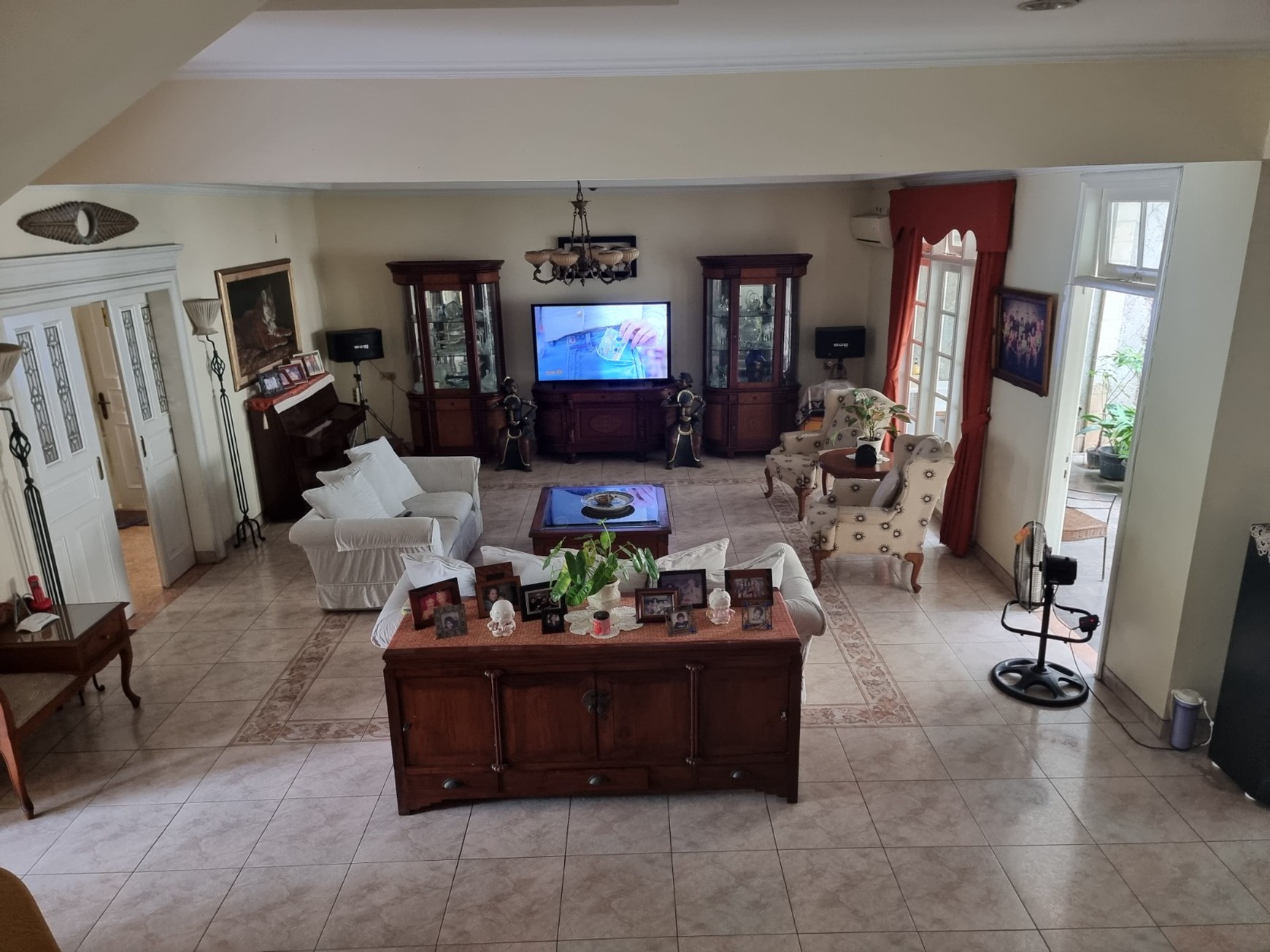 Rumah Hitung Tanah Area Cipete