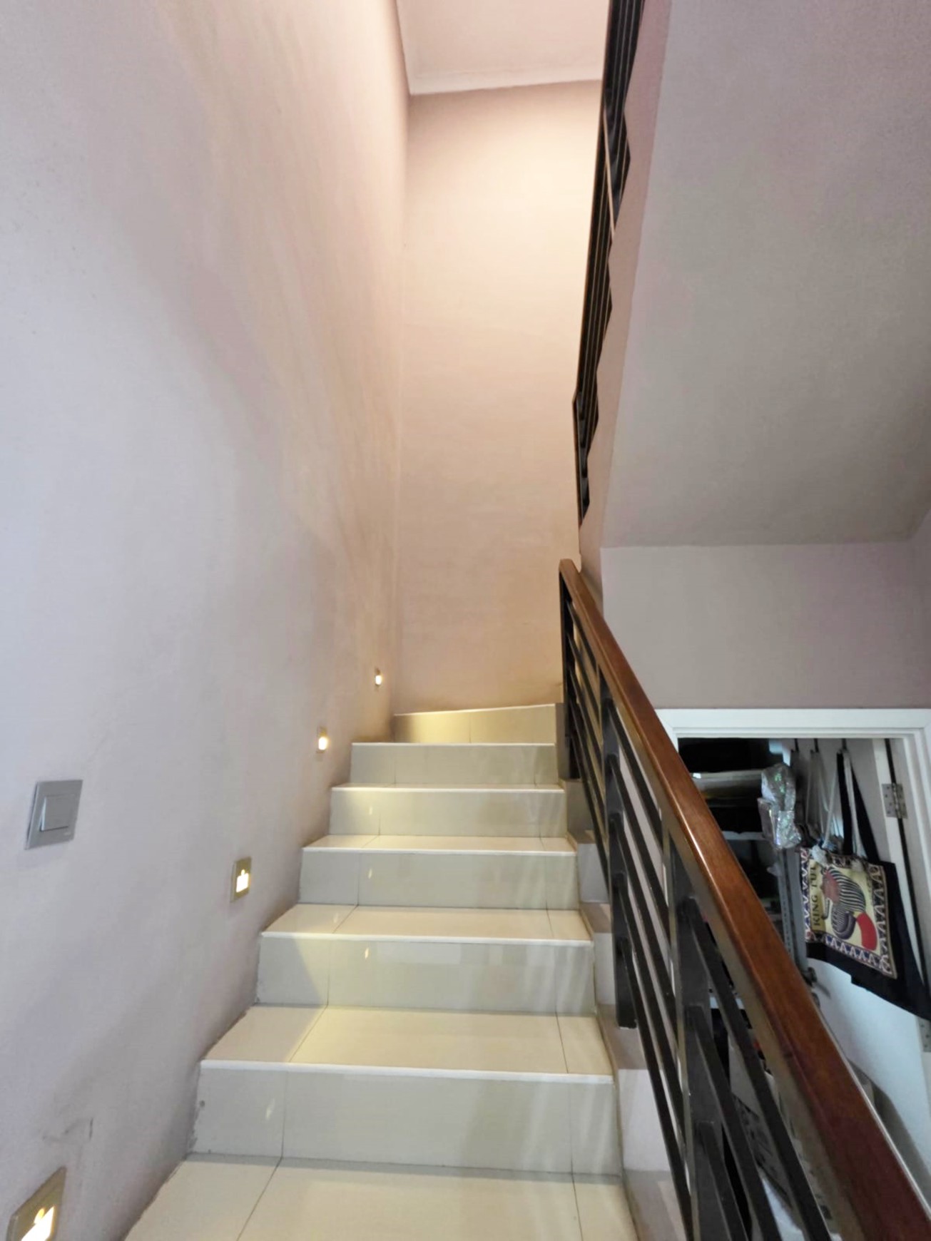 Turun Harga dari 3.7 jadi 3.5 M nego sampai deal jual cepat rumah strategis bagus siap huni The Avani Cluster Inika Island BSD City