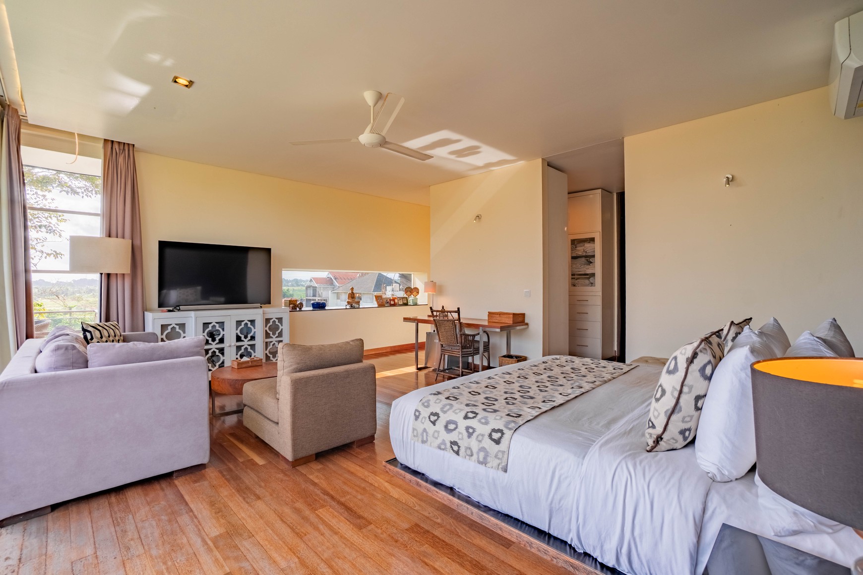 Temukan Kedamaian di Tengah Alam Munggu, Bali Villa Full Furnished