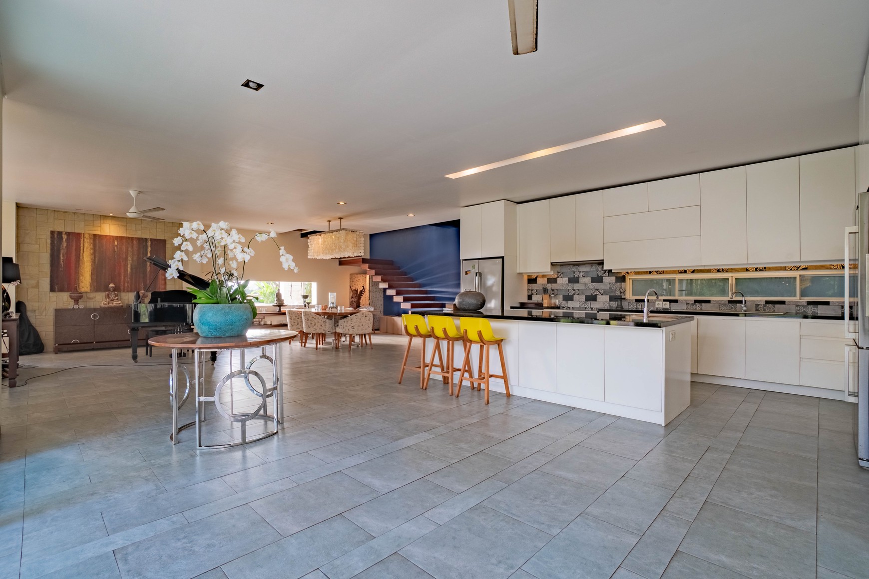Temukan Kedamaian di Tengah Alam Munggu, Bali Villa Full Furnished