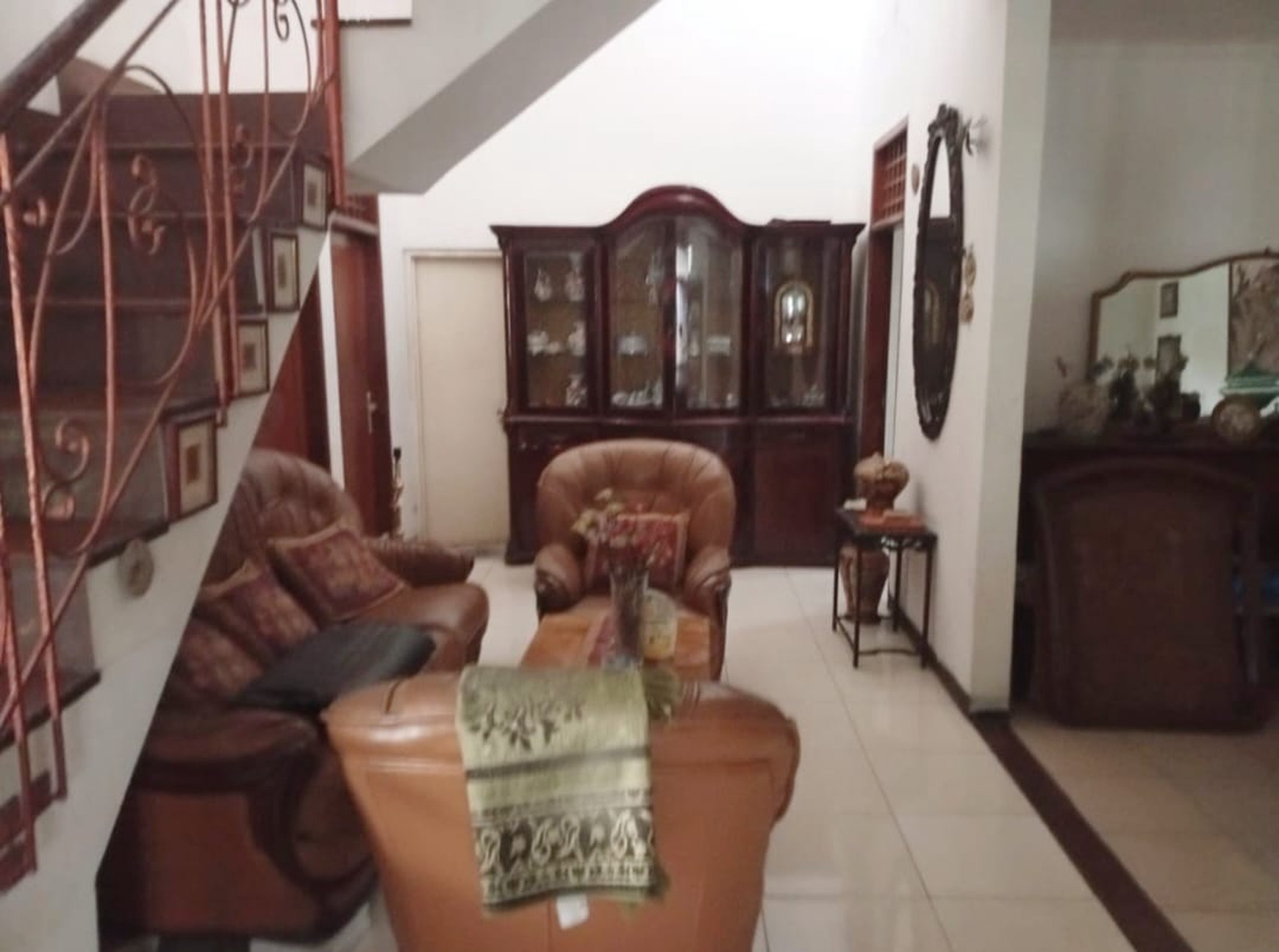 Dijual Rumah di hook Bintaro Sek 2