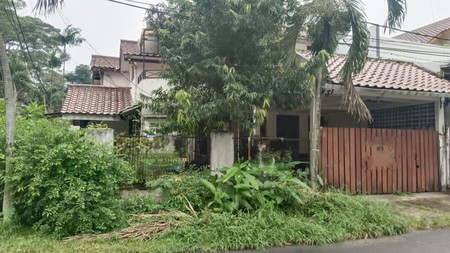 Dijual Rumah di hook Bintaro Sek 2